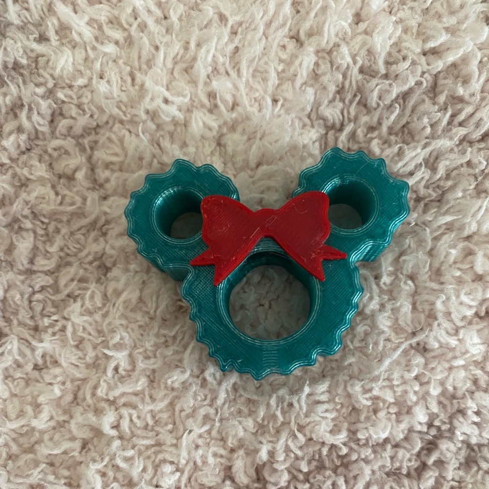 Disney Bow Wreath Straw Topper